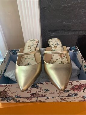 Nicola Bathie Metallic Gold Pointed Mule with Single Strap